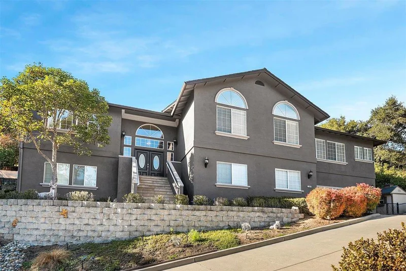 1885 Hollyhock, Gilroy, CA 95020