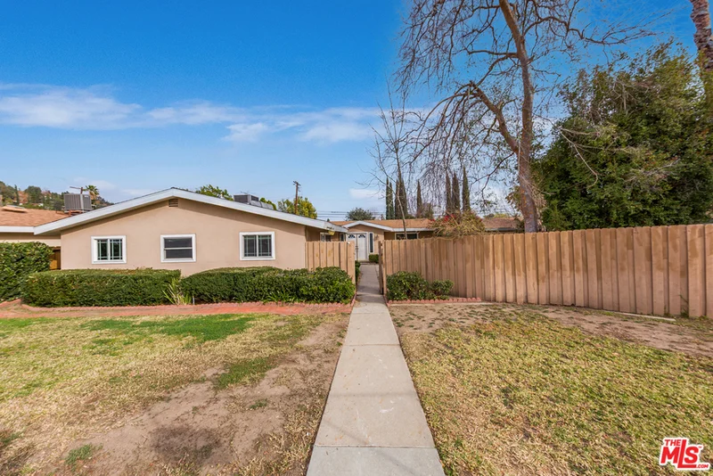 11422 Haskell, Granada Hills, CA 91344