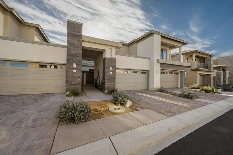 902 Retreat Circle, Palm Desert, CA 92260