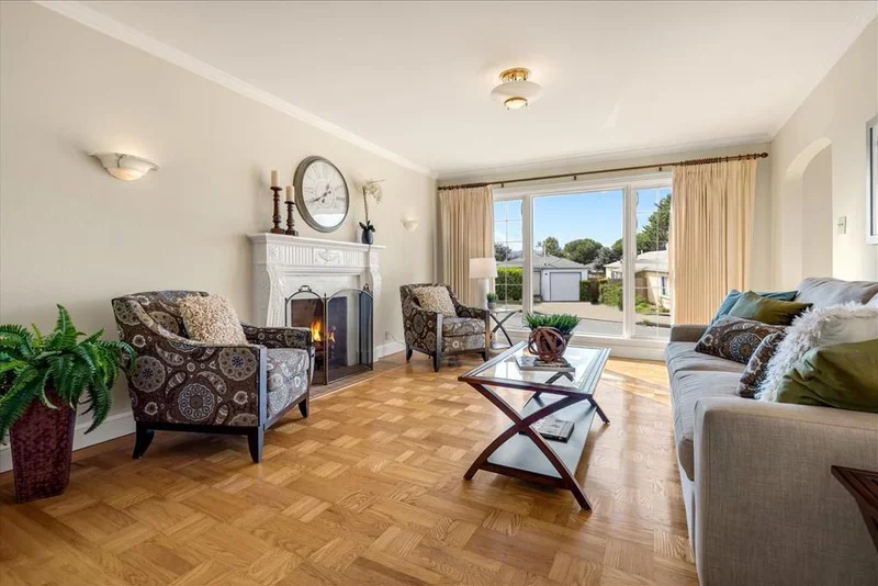 1247 Hillside, Daly City, CA 94014