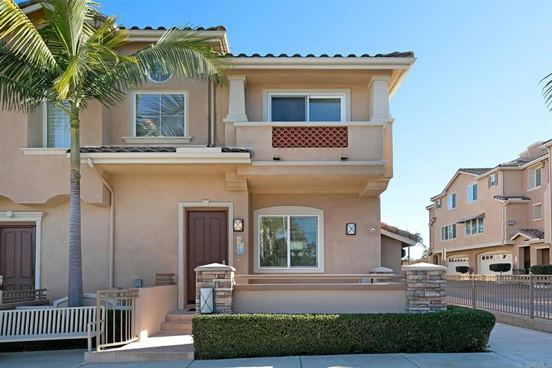 2748 Carlsbad Blvd #103, Carlsbad, CA 92008