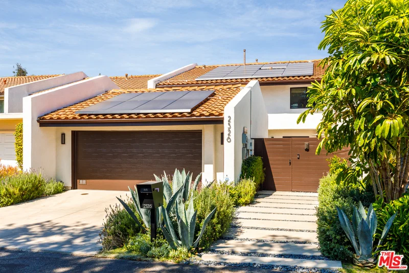2526 Angelo, Los Angeles, CA 90077