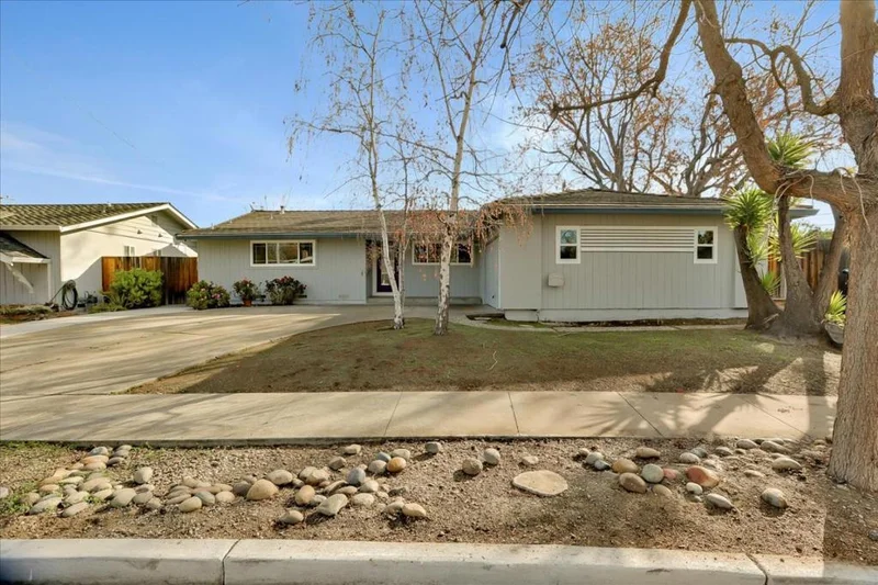 10400 Oakville, Cupertino, CA 95014