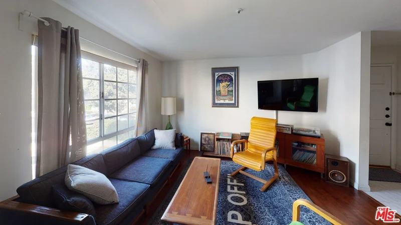522 Stocker #7, Glendale, CA 91202