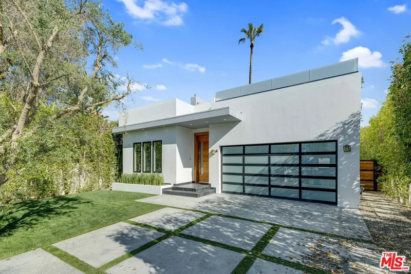 4540 Sylmar, Sherman Oaks, CA 91423