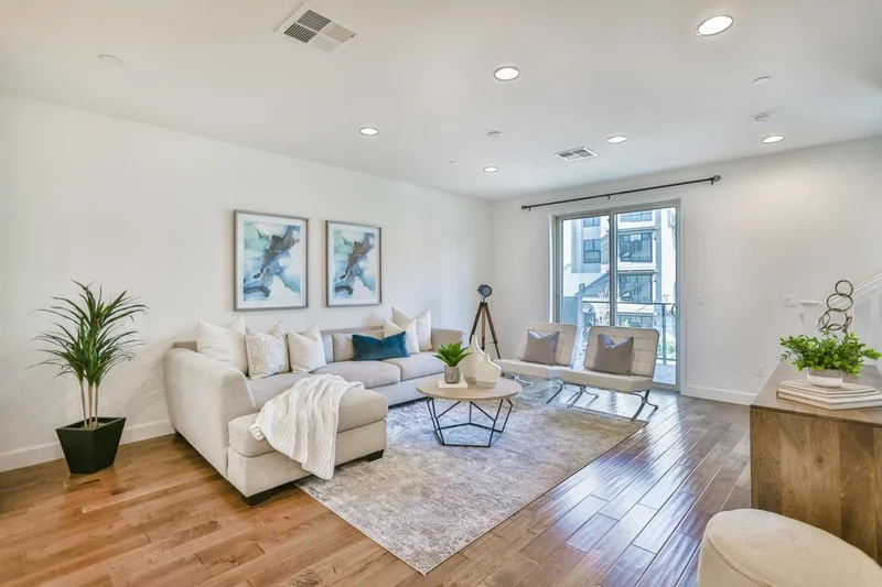 880 Apollo, Santa Clara, CA 95051