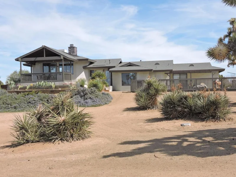 55070 Hoopa, Yucca Valley, CA 92284