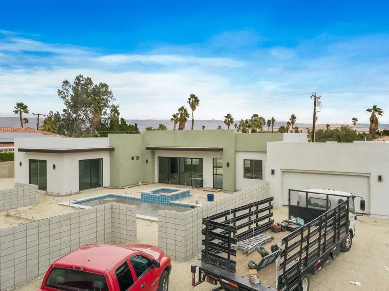 3000 Sunrise, Palm Springs, CA 92262