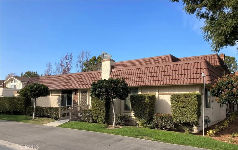 11450 Seabrook, Cypress, CA 90630