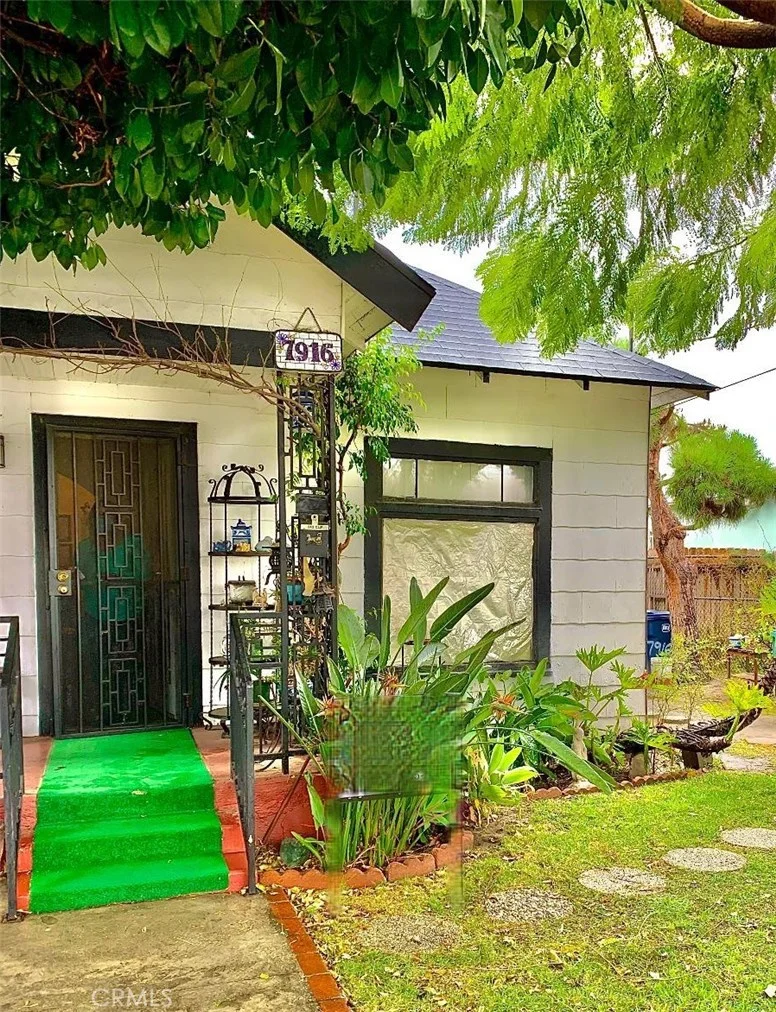 7916 Alix, Los Angeles, CA 90001