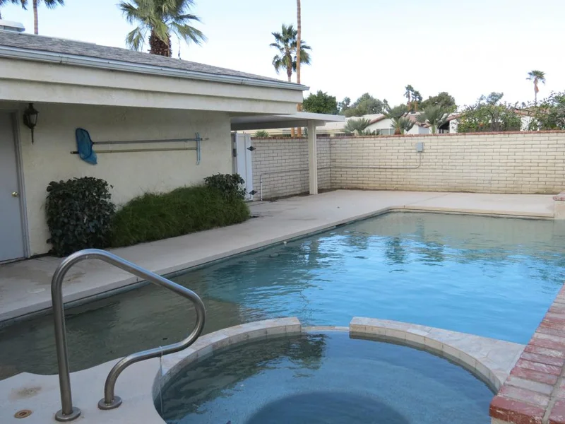 76899 Oklahoma, Palm Desert, CA 92211