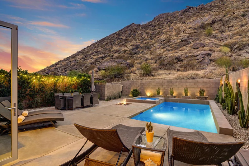 1169 Iris, Palm Springs, CA 92264
