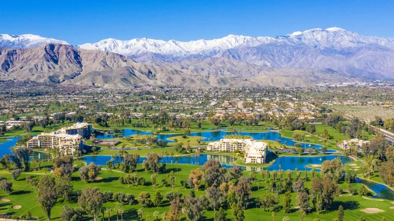 910 Island #301, Rancho Mirage, CA 92270
