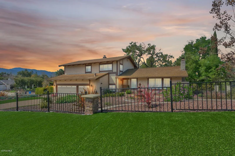 905 Calle Brusca, Thousand Oaks, CA 91360
