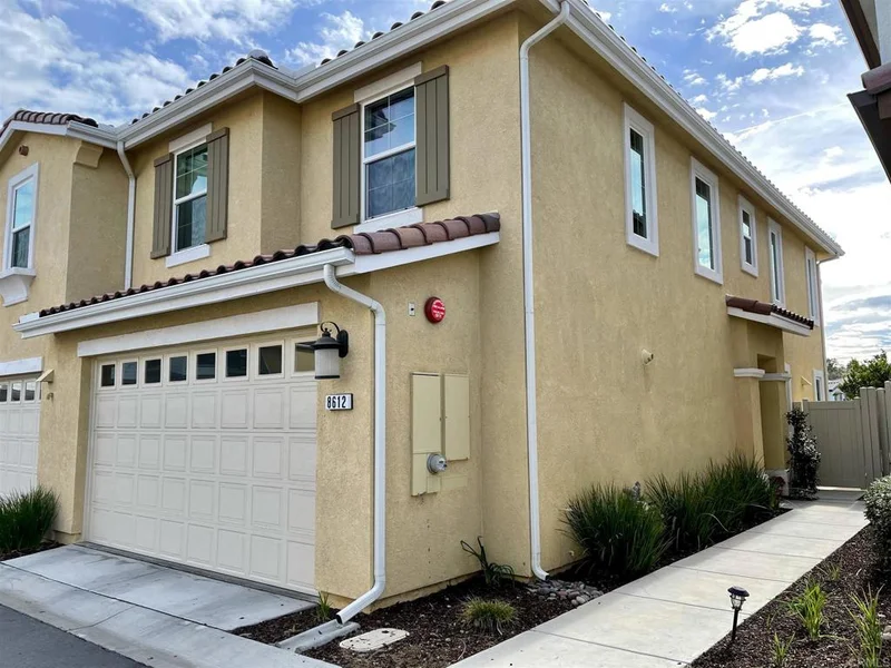8612 Sage Shadow Drive, Lakeside, CA 92040