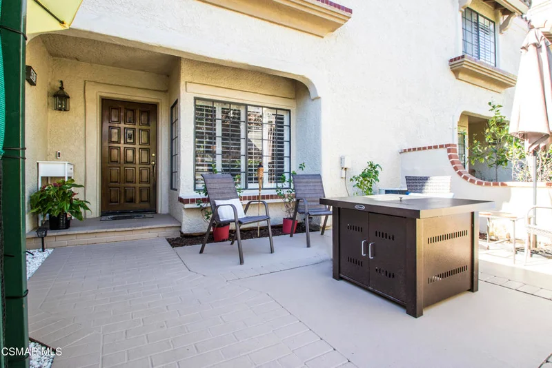 428 Country Club #D, Simi Valley, CA 93065