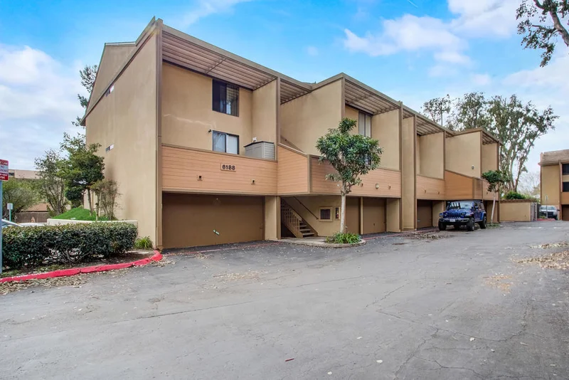 6188 Agee #232, San Diego, CA 92122