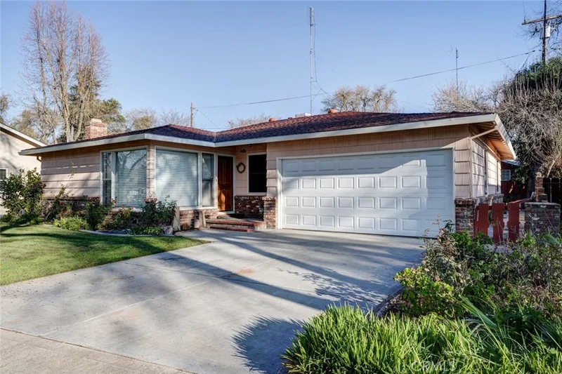 455 27th, Merced, CA 95340