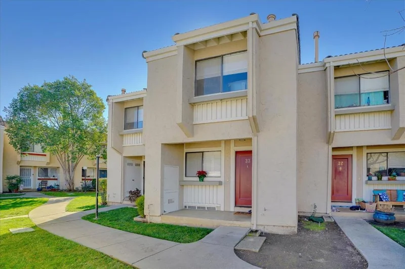 260 Dunne #33, Morgan Hill, CA 95037