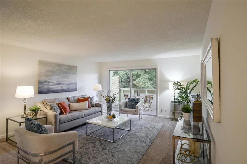 1033 Crestview #305, Mountain View, CA 94040