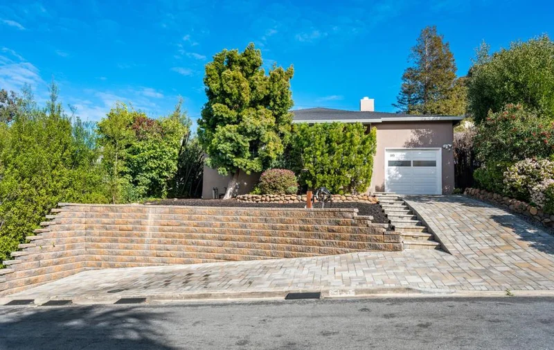 185 Fir, San Carlos, CA 94070