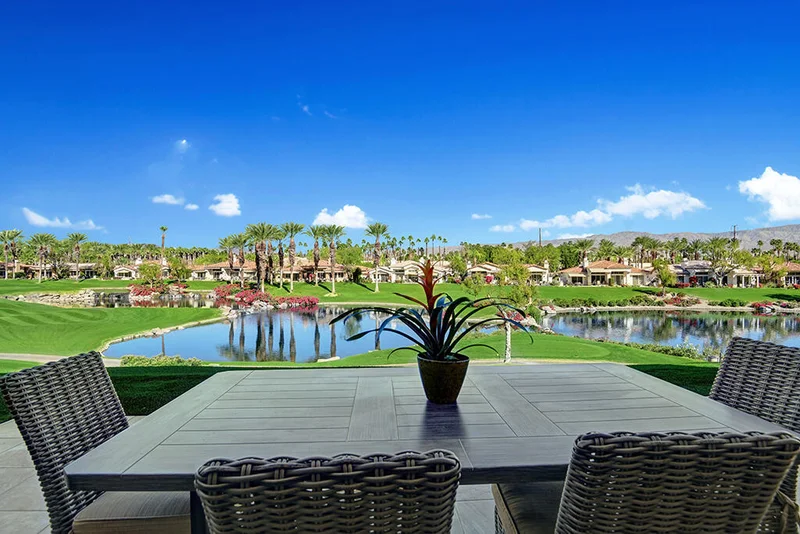 512 Red Arrow, Palm Desert, CA 92211