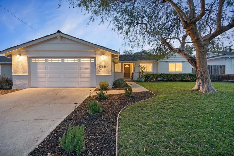 22434 Saint Andrews, Cupertino, CA 95014