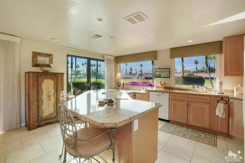 19 Maximo, Palm Desert, CA 92260