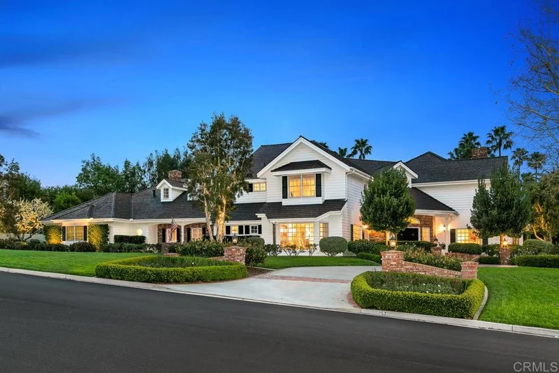 6220 Avenida Floresta, Rancho Santa Fe, CA 92067