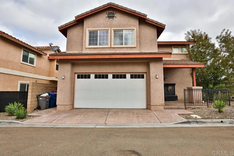 9025 Farrington, Santee, CA 92071