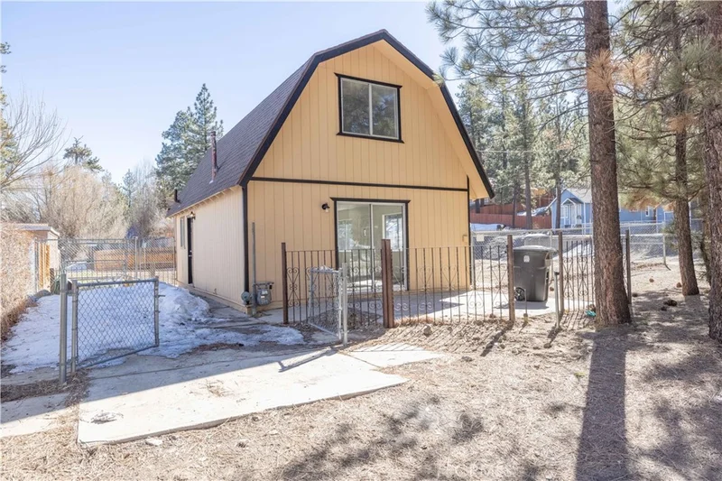 773 Big Bear, Big Bear, CA 92314