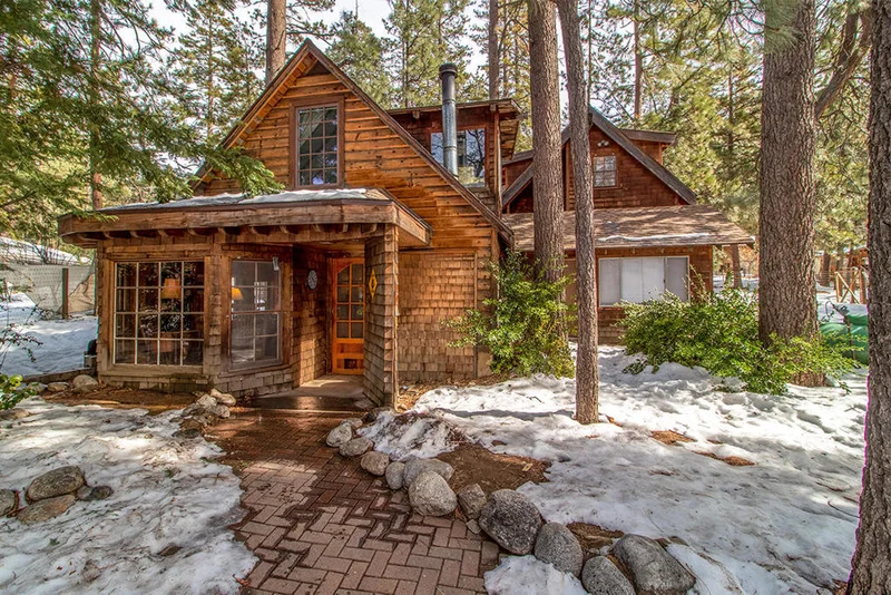 25420 Palomar, Idyllwild, CA 92549