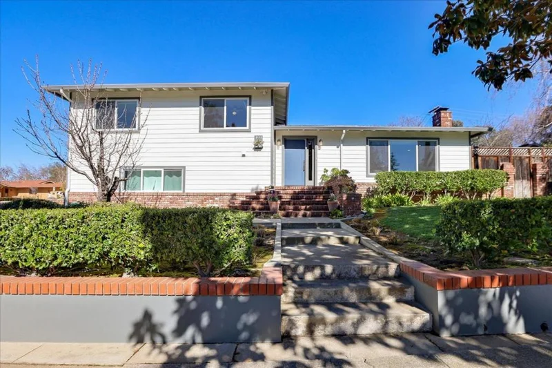 101 Griffith, Los Gatos, CA 95030