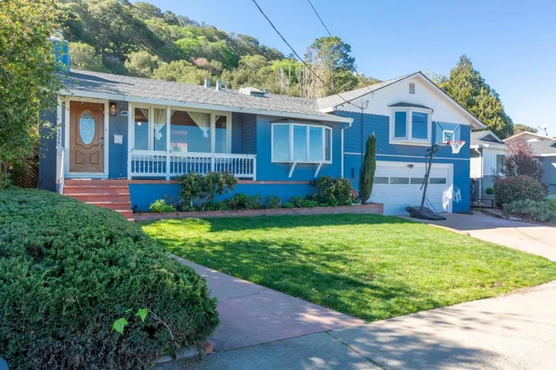 4304 Camden, San Mateo, CA 94403
