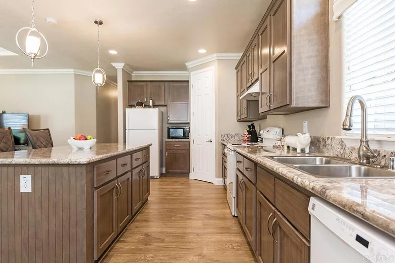 8975 Lawrence Welk Dr. #34, Escondido, CA 92026
