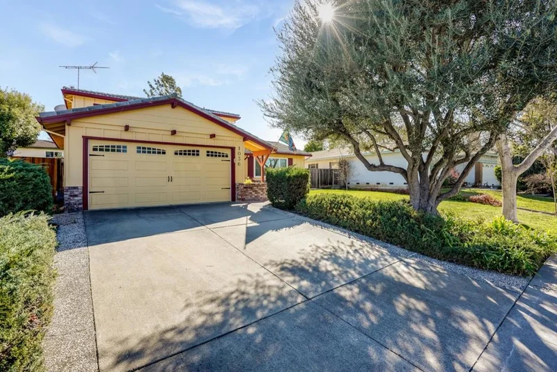 1036 Fernleaf, Sunnyvale, CA 94086
