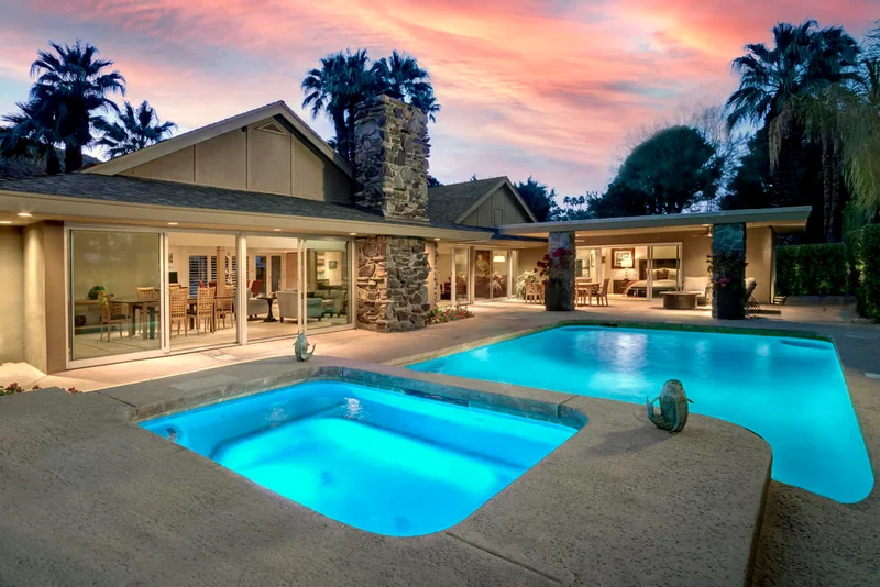 1254 Vista Vespero, Palm Springs, CA 92262
