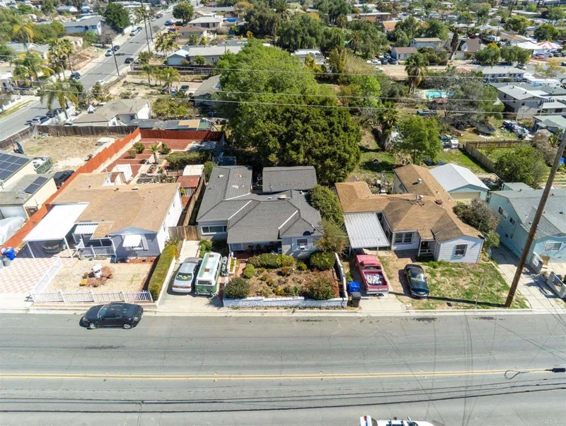 851 60th St, San Diego, CA 92114