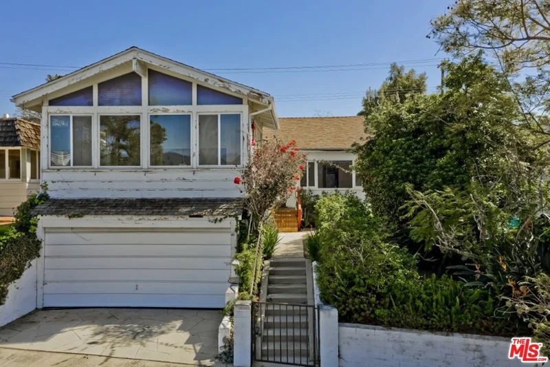 558 Mount Holyoke, Pacific Palisades, CA 90272