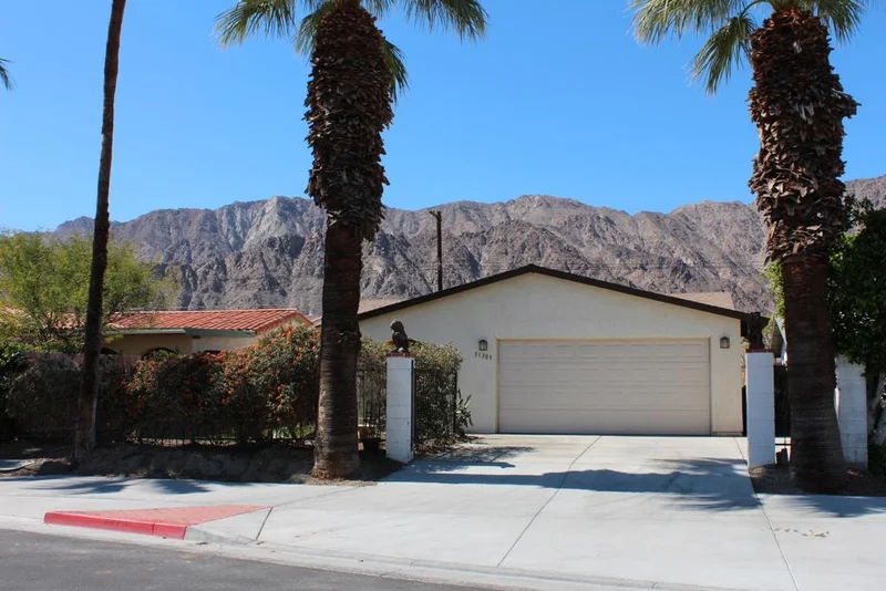 51305 Eisenhower, La Quinta, CA 92253