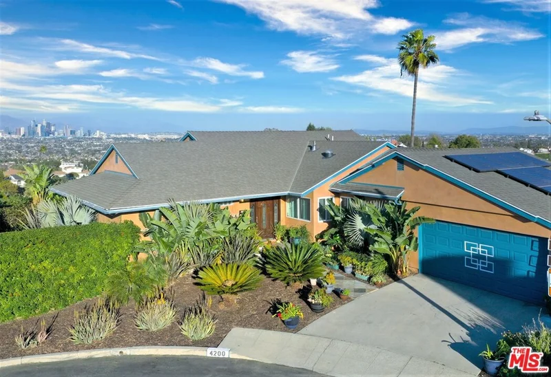 4200 Don Tapia, Los Angeles, CA 90008