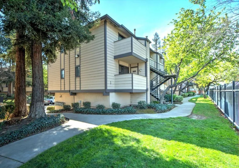 300 Stonegate, San Jose, CA 95110