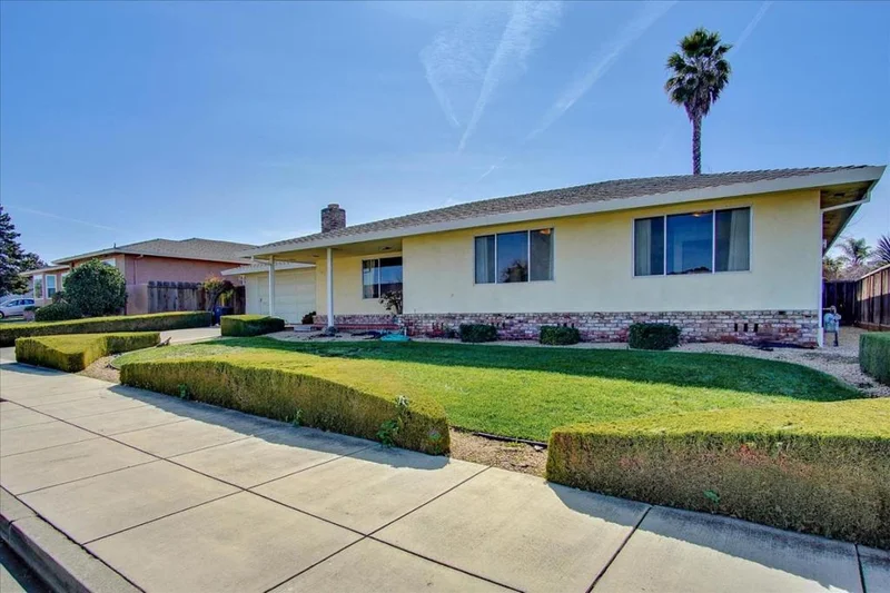 1031 Cedar, Hollister, CA 95023