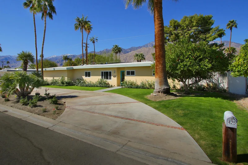 425 Monterey, Palm Springs, CA 92262
