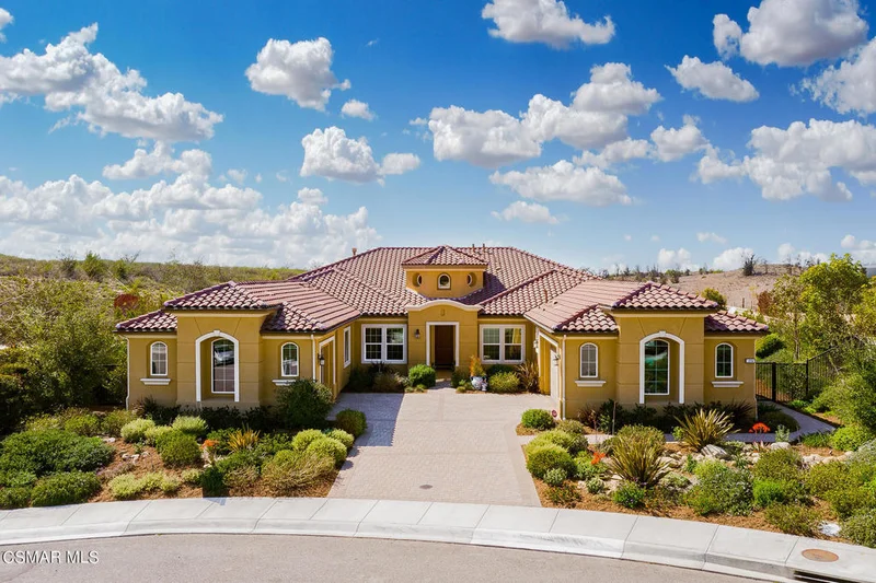 11234 Crenshaw, Moorpark, CA 93021