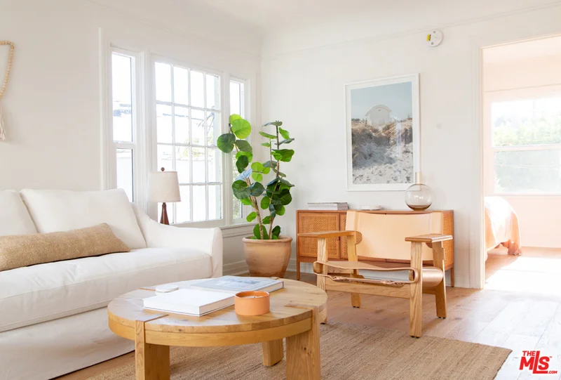 259 Isabel, Los Angeles, CA 90065