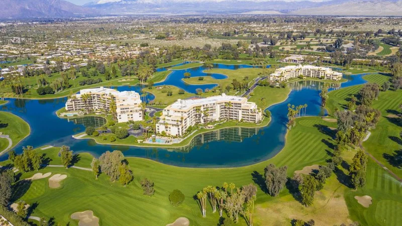 910 Island #102, Rancho Mirage, CA 92270