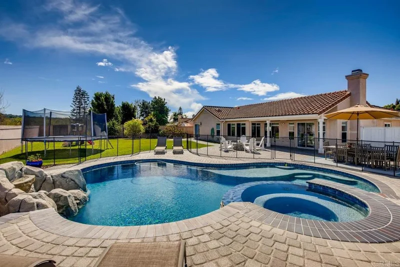 51 Trinity, Oceanside, CA 92057