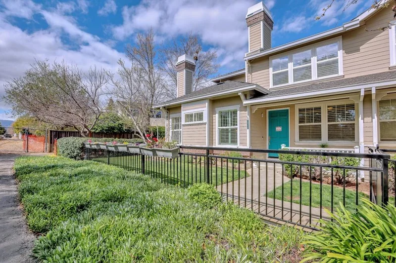 10358 Lozano, Cupertino, CA 95014