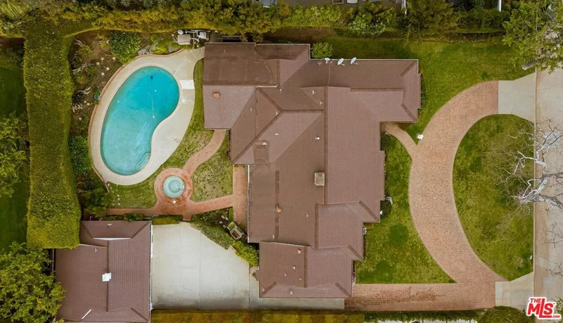 1047 Corsica, Pacific Palisades, CA 90272